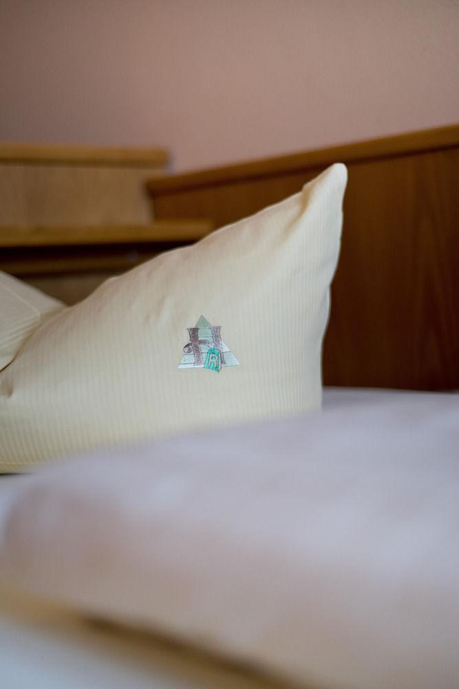 Rennsteighotel Herrnberger Hof 노이하우스암렌웨그 외부 사진