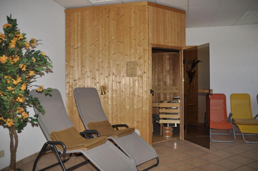 Rennsteighotel Herrnberger Hof 노이하우스암렌웨그 외부 사진