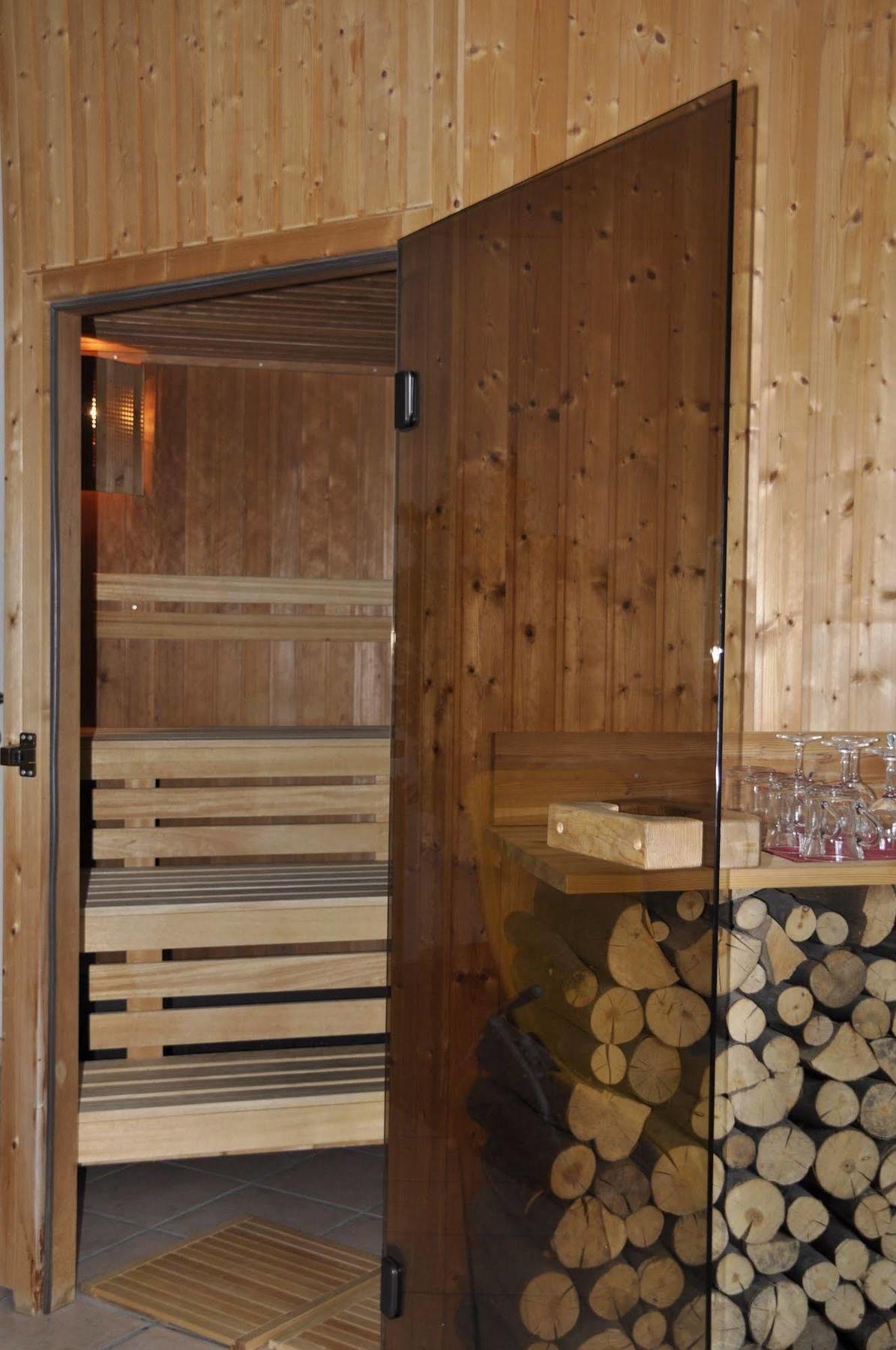 Rennsteighotel Herrnberger Hof 노이하우스암렌웨그 외부 사진